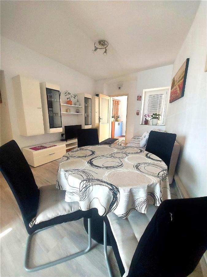 Apartma_Samy Izola Kültér fotó