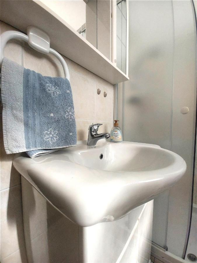 Apartma_Samy Izola Kültér fotó