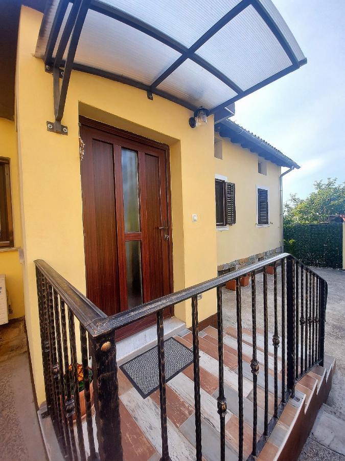 Apartma_Samy Izola Kültér fotó
