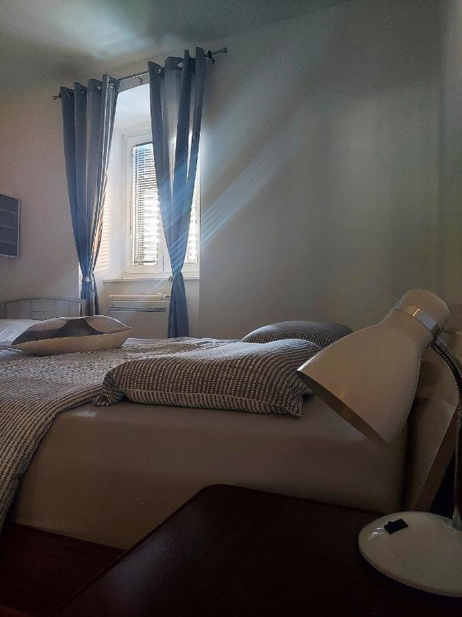 Apartma_Samy Izola Kültér fotó